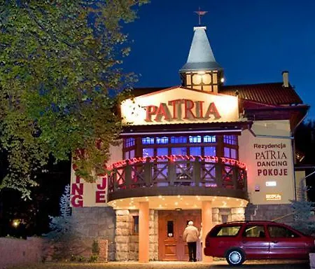 فندق مبيت وإفطار Patria كارباش