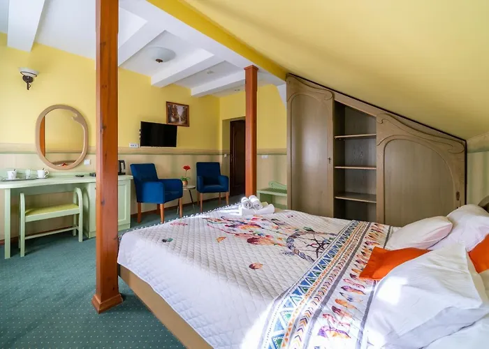 Patria 4* كارباش