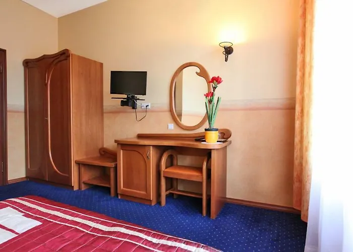 Patria فندق مبيت وإفطار كارباش